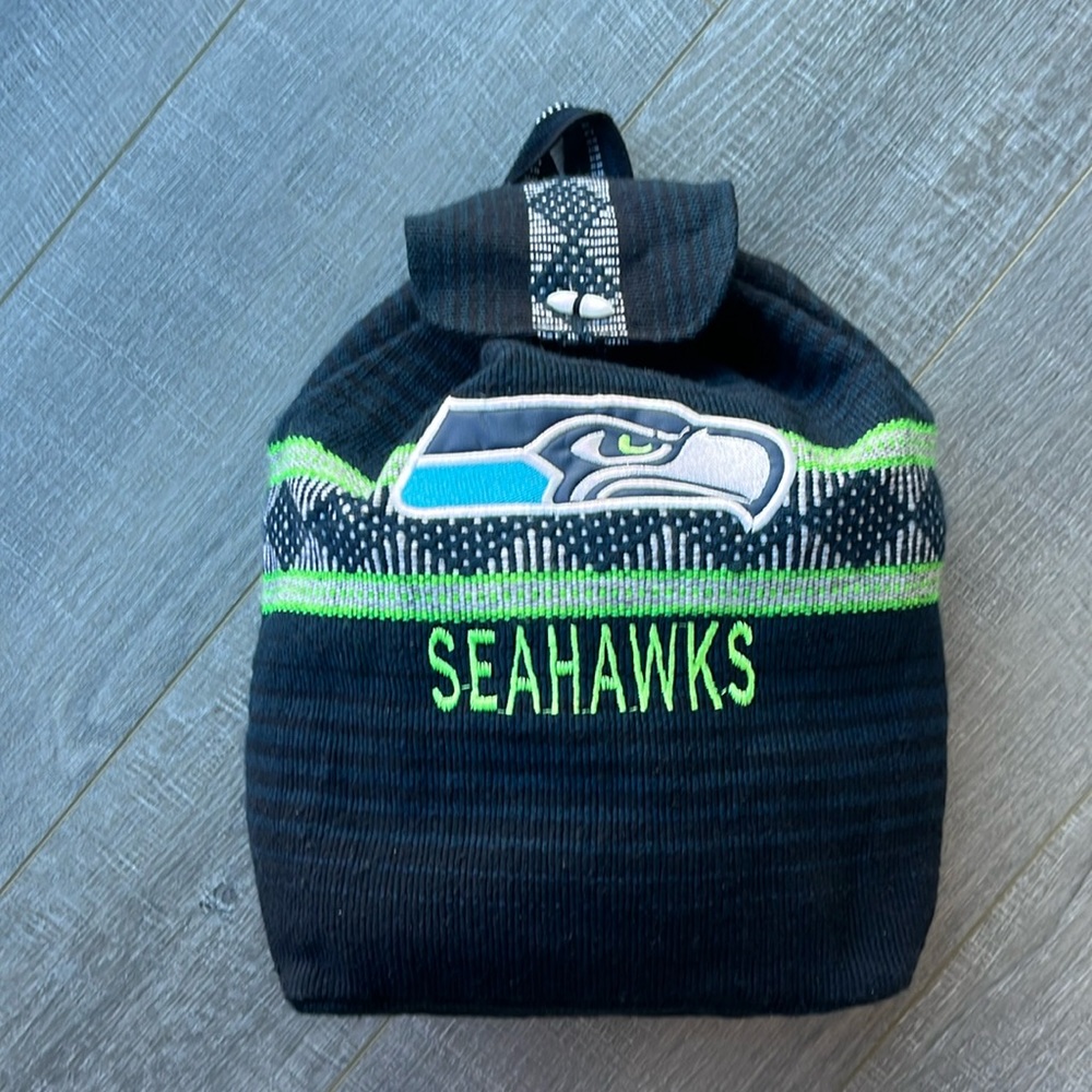 EUC Seattle Seahawks Drawstring Backpack